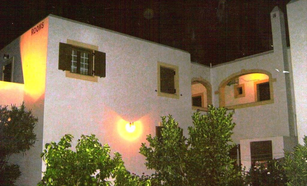 KondoliánikaCerigo Houseアパートメント エクステリア 写真